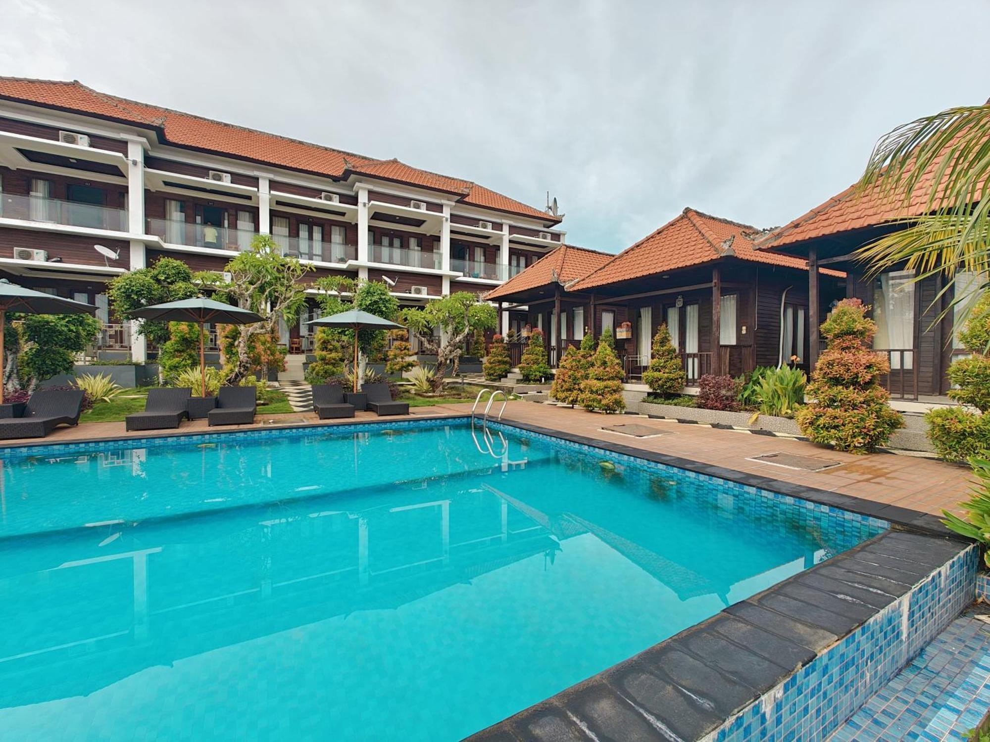 Nusa Sedayu Hotel By Ocean View Batununggul Exterior photo